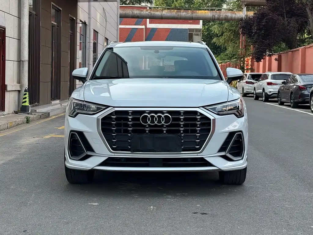 Audi Q3 — фото 2