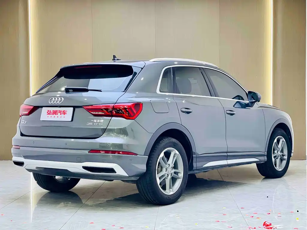 Audi Q3 — фото 3
