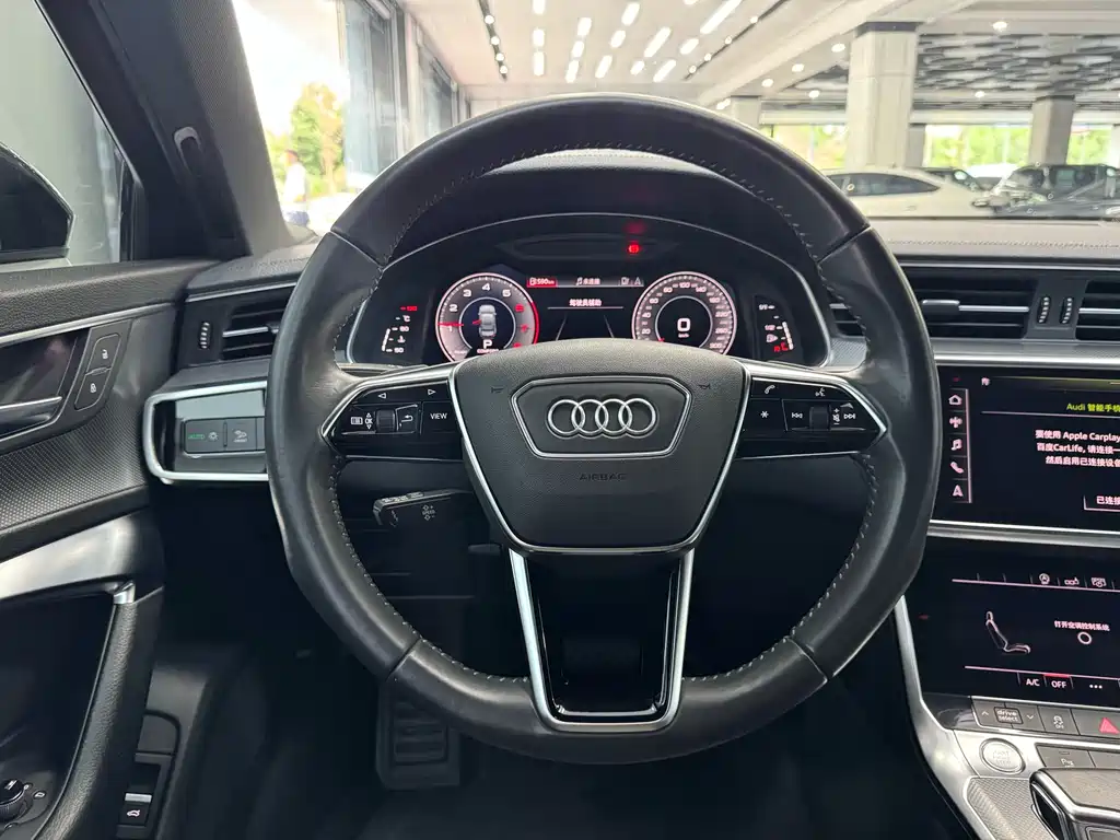 Audi A6L — фото 9