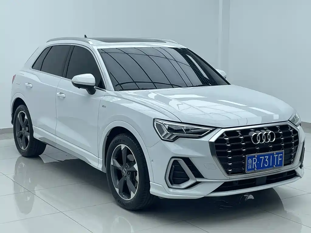 Audi Q3 — фото 2