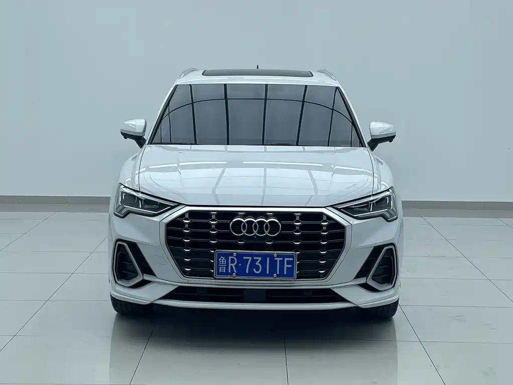 Audi Q3 — фото 5