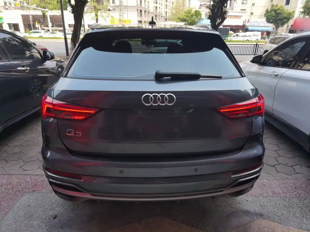 Audi Q3 — фото 4