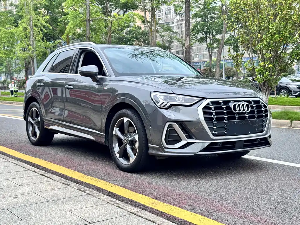 Audi Q3 — фото 3