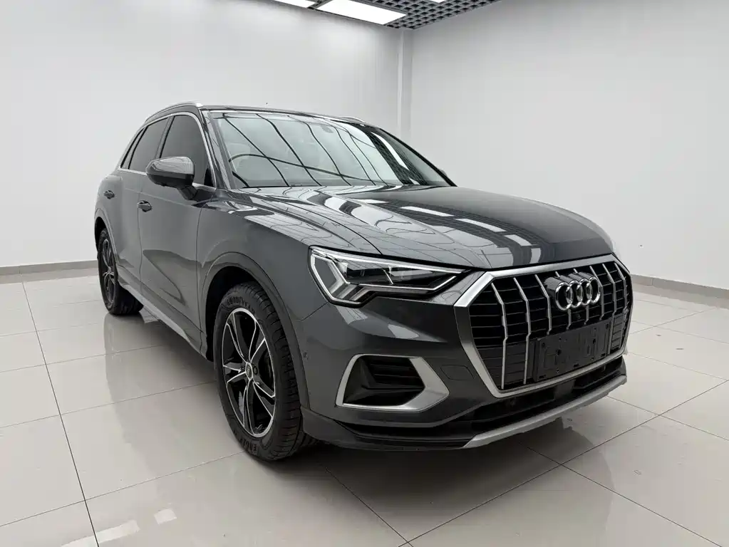 Audi Q3 — фото 3