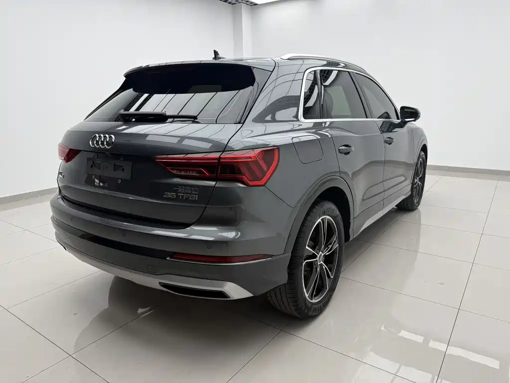 Audi Q3 — фото 4