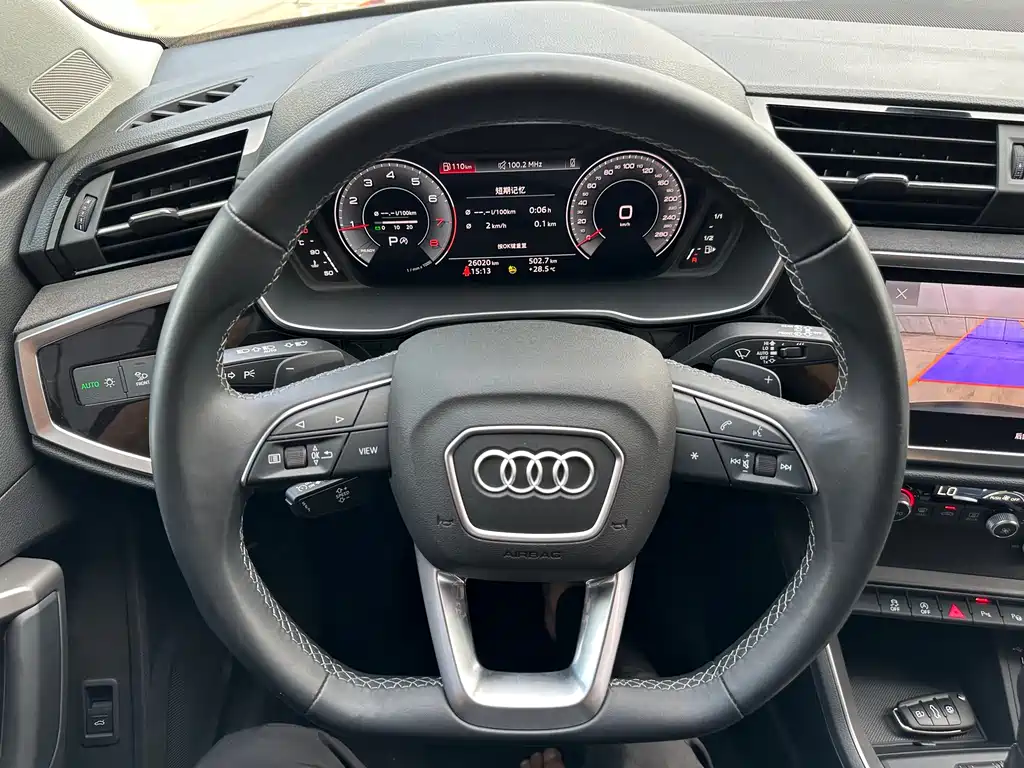 Audi Q3 — фото 5