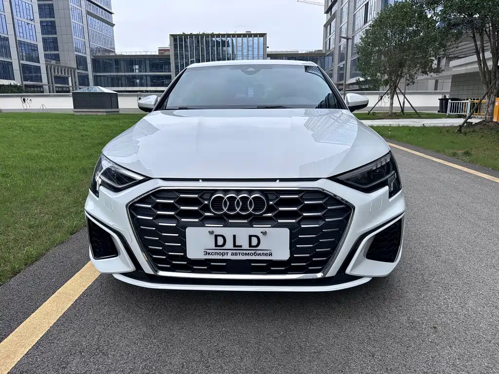 Audi A3 — фото 2
