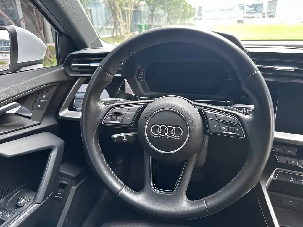Audi A3 — фото 17