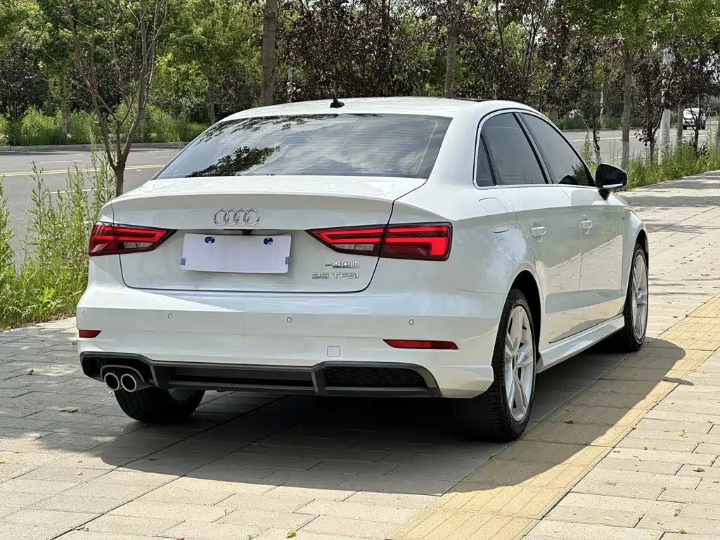 Audi A3 — фото 7
