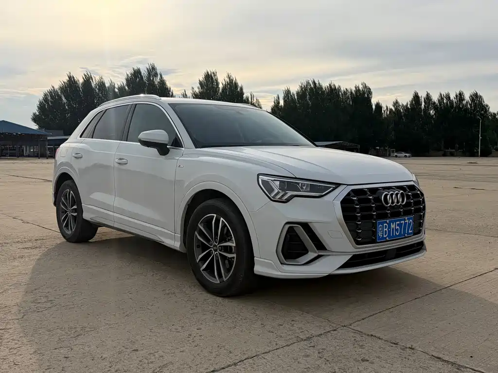 Audi Q3 — фото 3