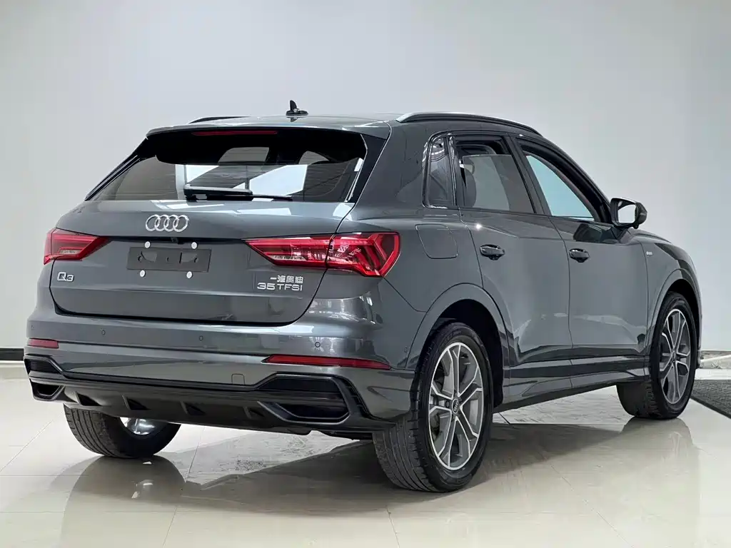 Audi Q3 — фото 6