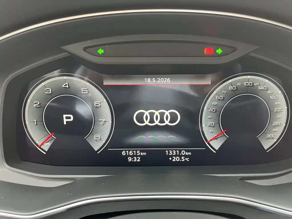 Audi A7L — фото 18