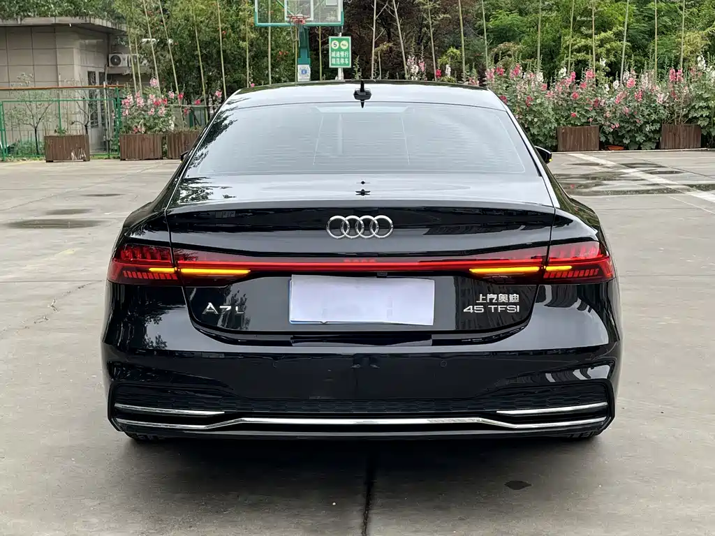 Audi A7L — фото 4