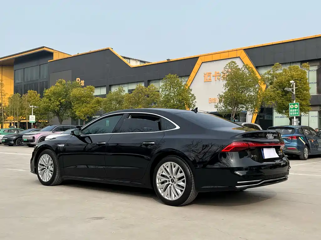 Audi A7L — фото 4