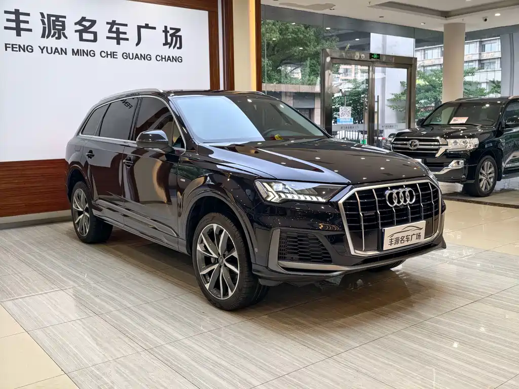 Audi Q7 — фото 3