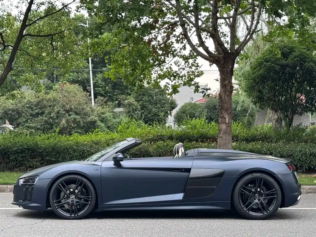 Audi R8 — фото 4