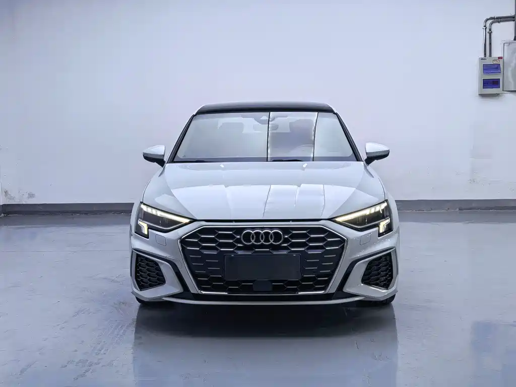 Audi A3 — фото 2