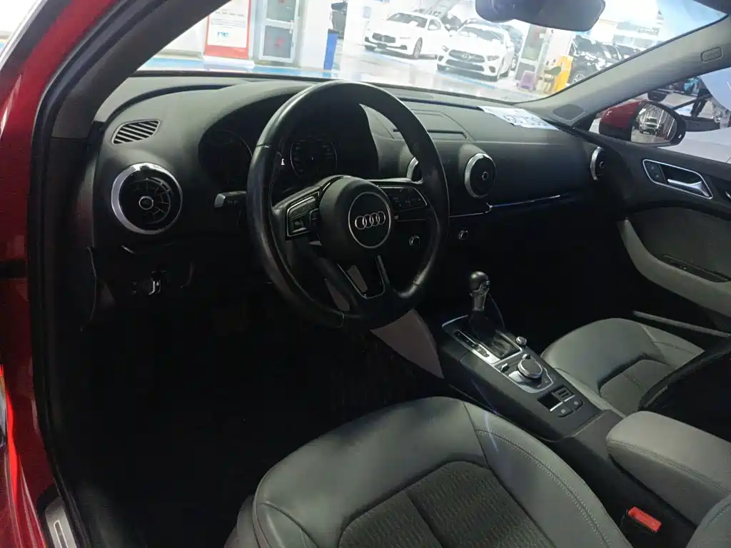 Audi A3 — фото 6