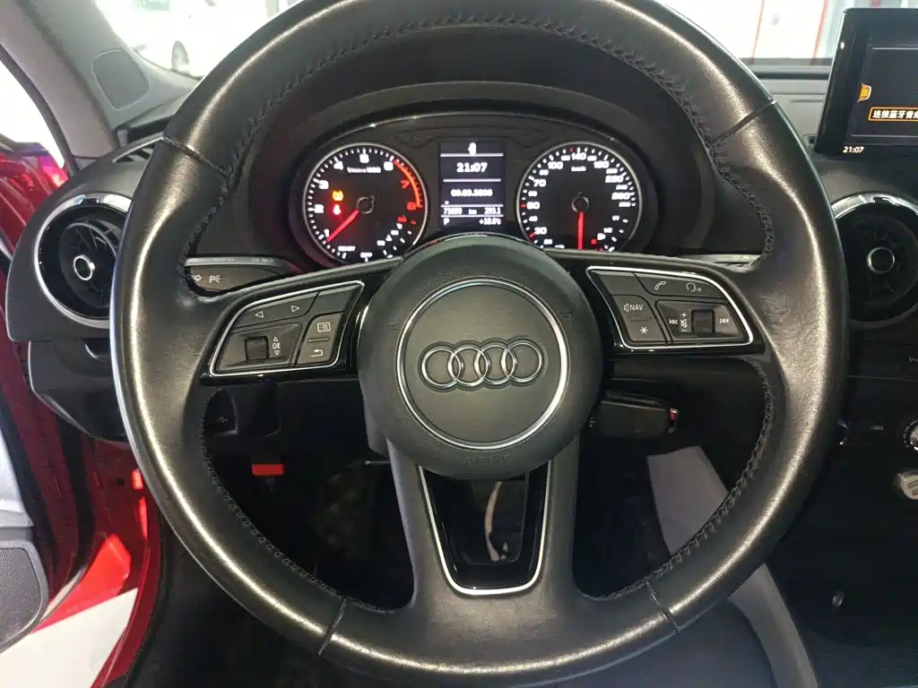 Audi A3 — фото 7