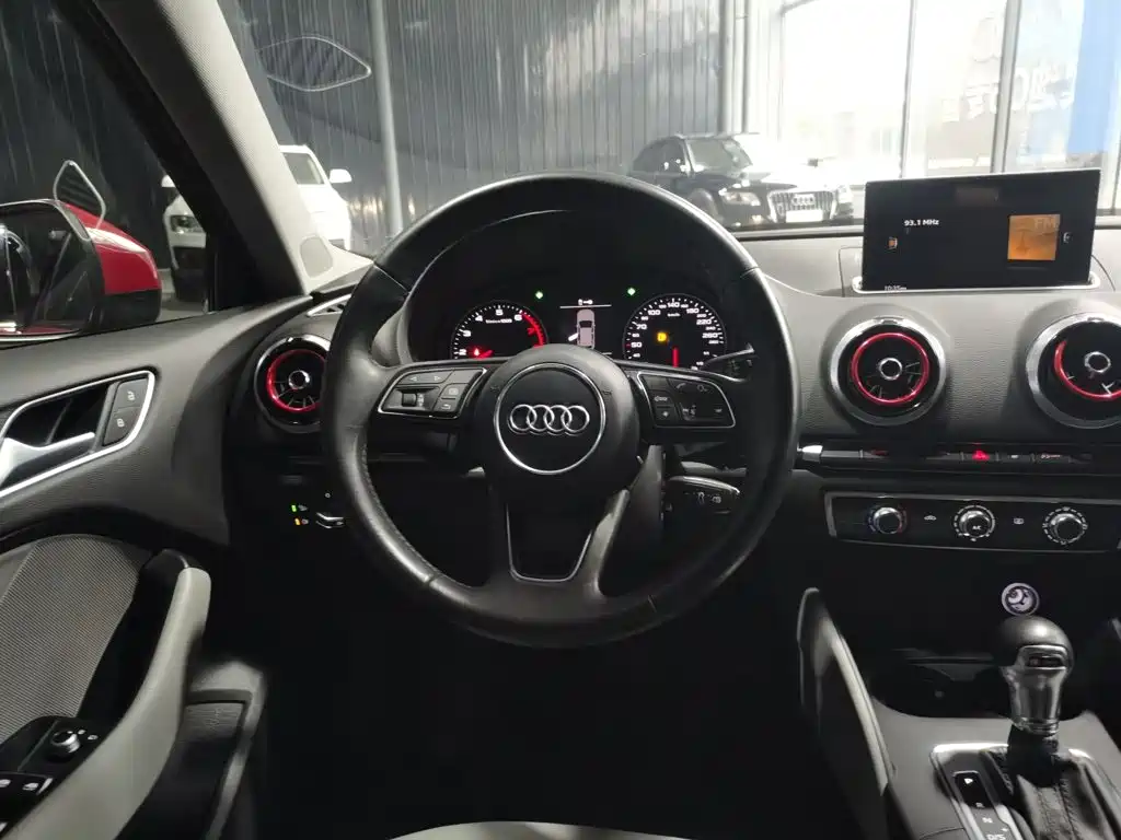 Audi A3 — фото 7