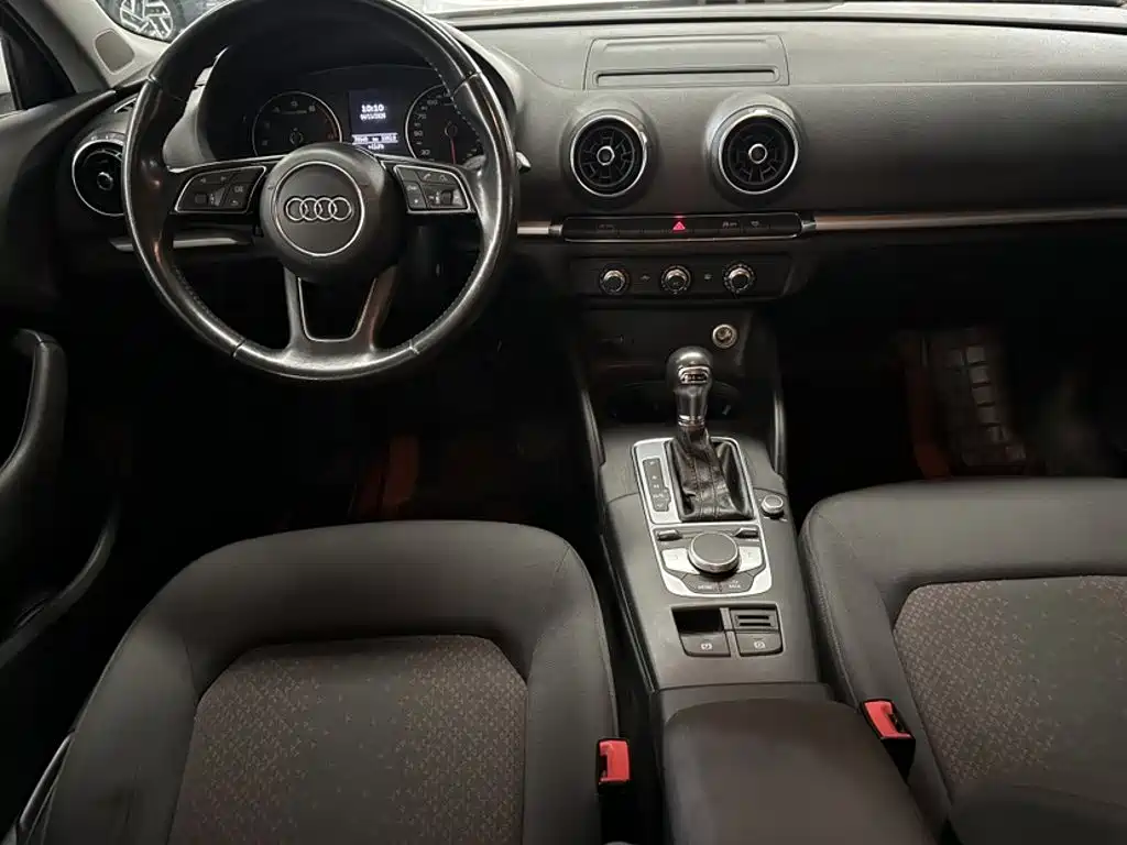 Audi A3 — фото 8