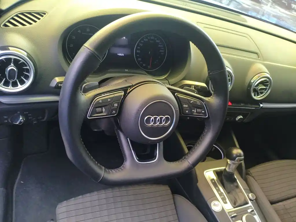Audi A3 — фото 7