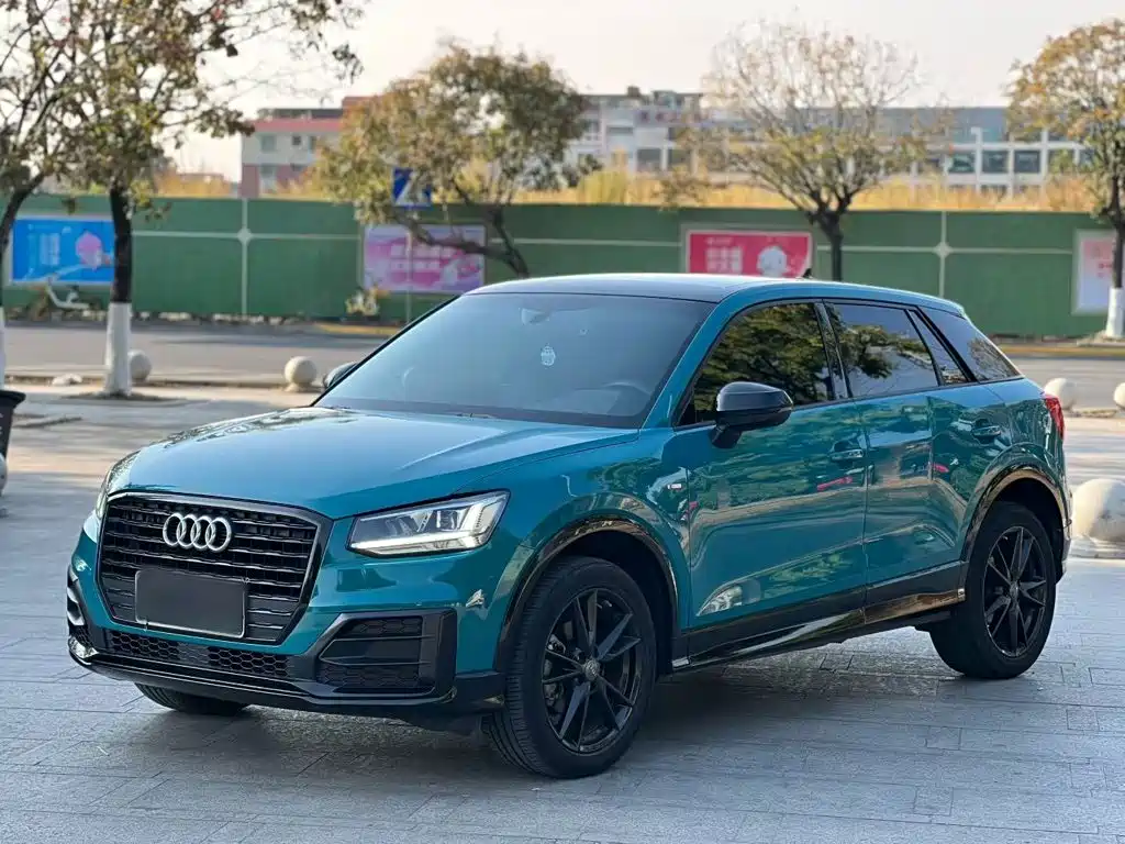 Audi Q2L — фото 2