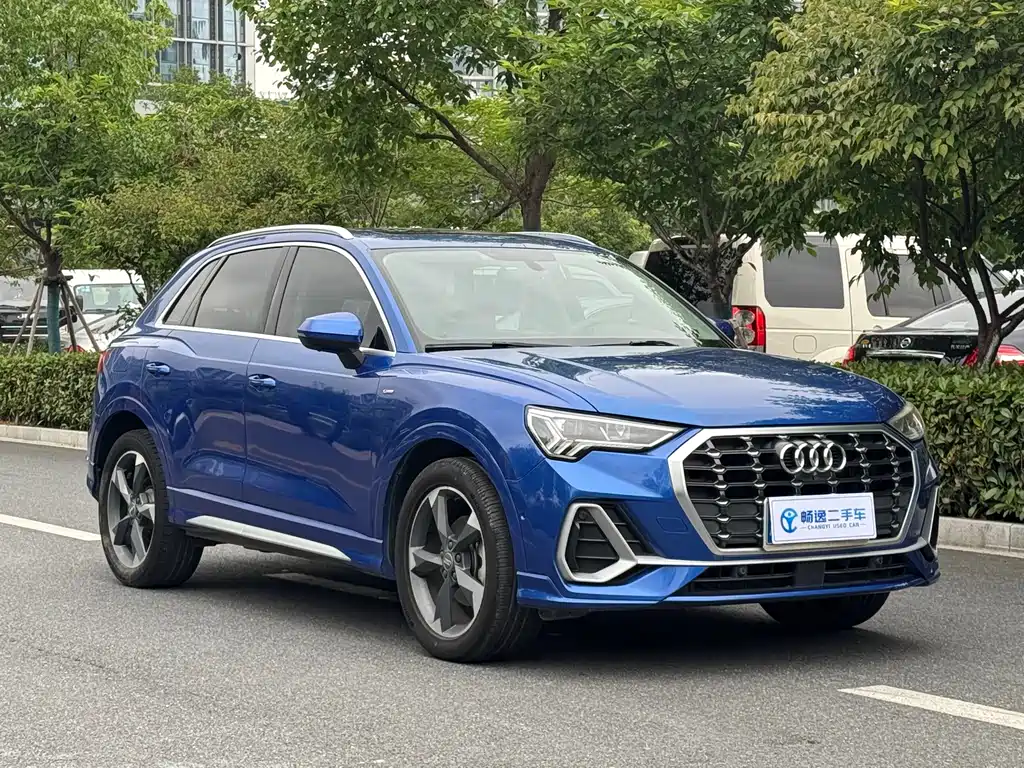 Audi Q3 — фото 3