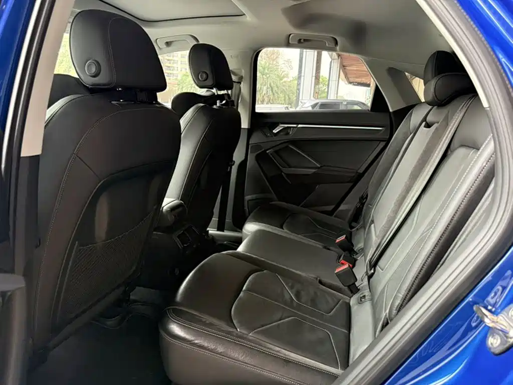 Audi Q3 Sportback — фото 23