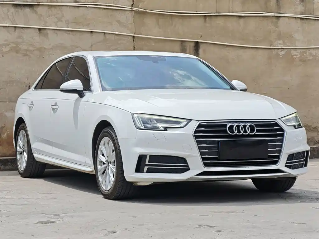Audi A4L — фото 25