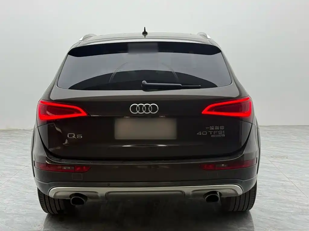 Audi Q5 — фото 9