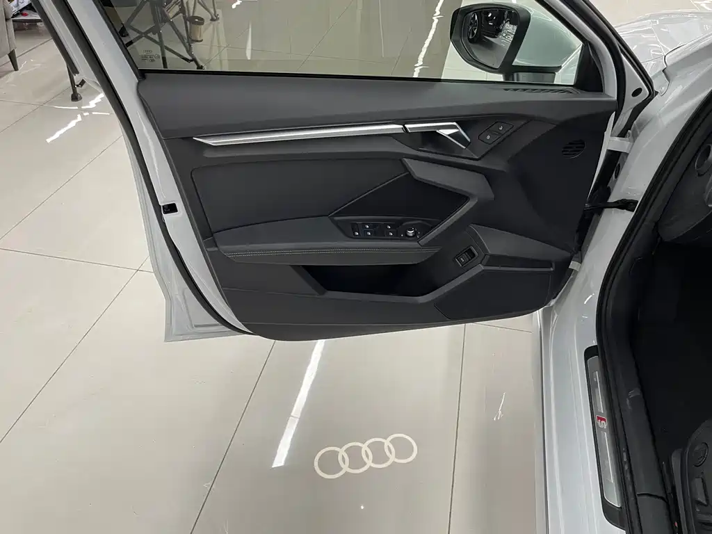 Audi A3 — фото 7