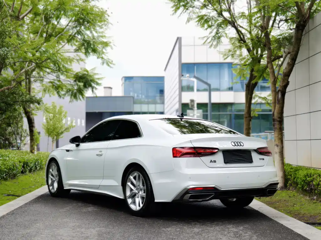 Audi A5 (Import) — фото 4