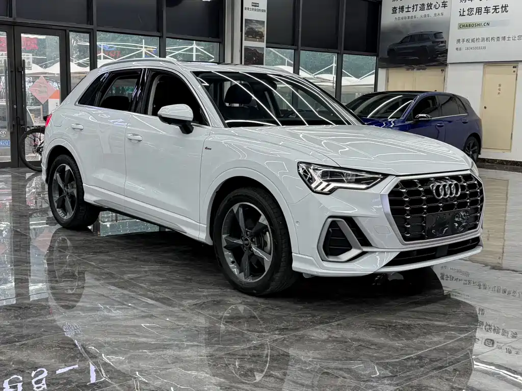 Audi Q3 — фото 3