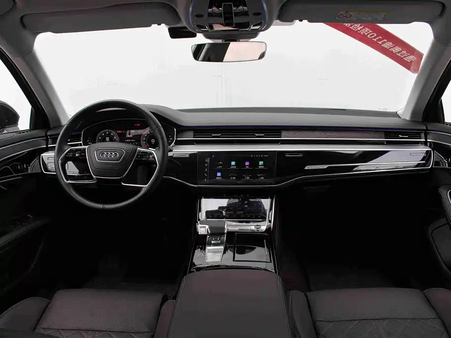 Audi A8 — фото 6