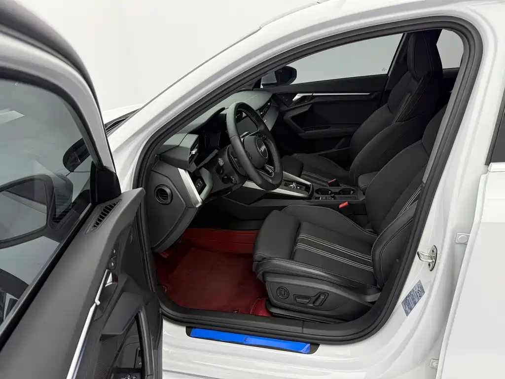 Audi A3 — фото 18