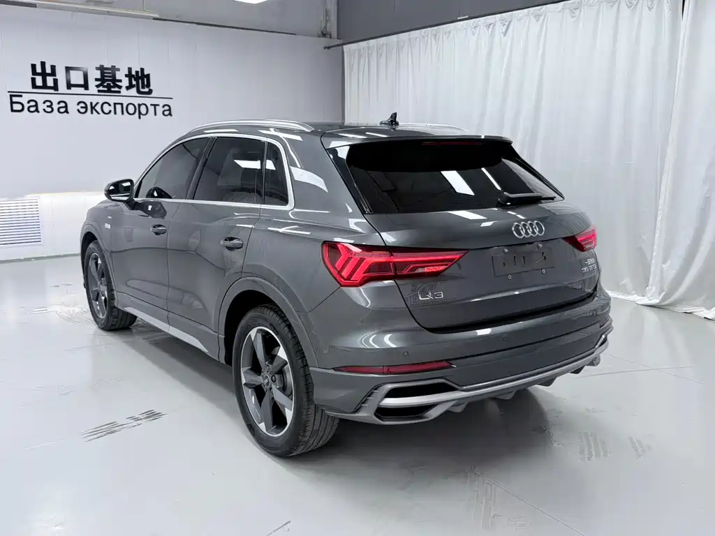 Audi Q3 — фото 4