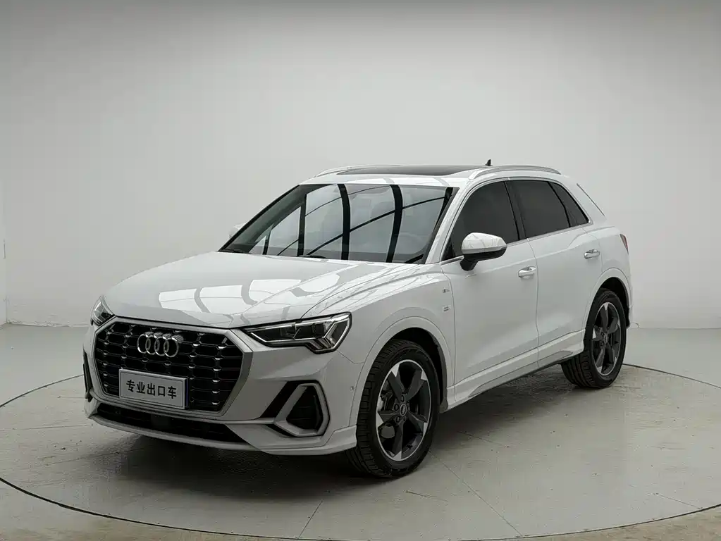Audi Q3 — фото 3