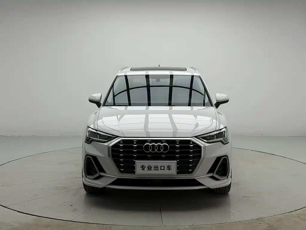 Audi Q3 — фото 6