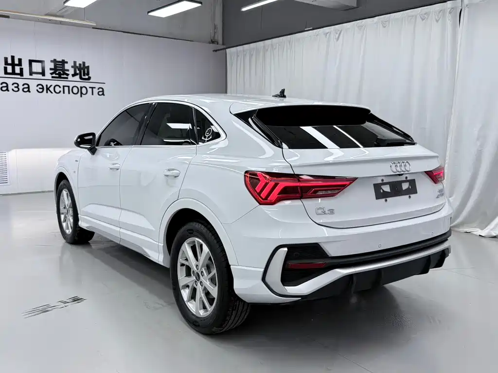 Audi Q3 Sportback — фото 4