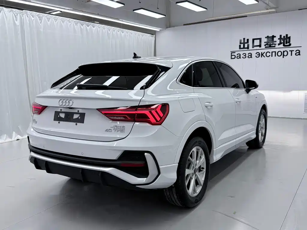 Audi Q3 Sportback — фото 6