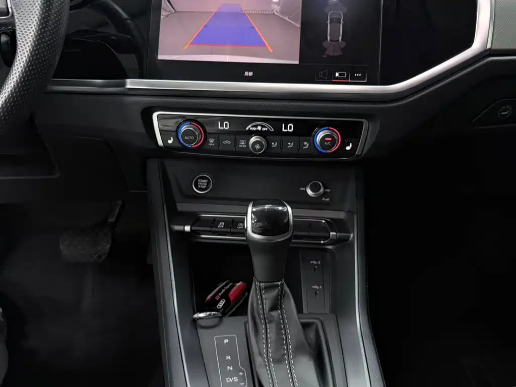 Audi Q3 Sportback — фото 9
