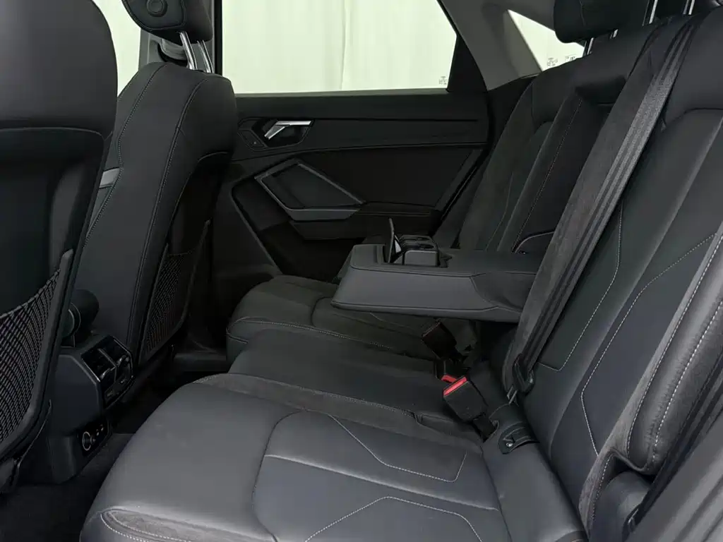 Audi Q3 Sportback — фото 10