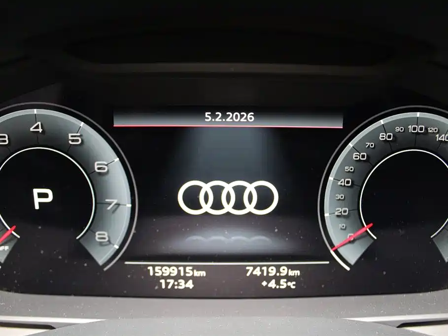 Audi A6L — фото 10