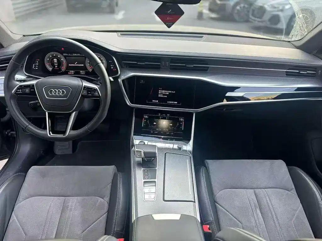Audi A6L — фото 4