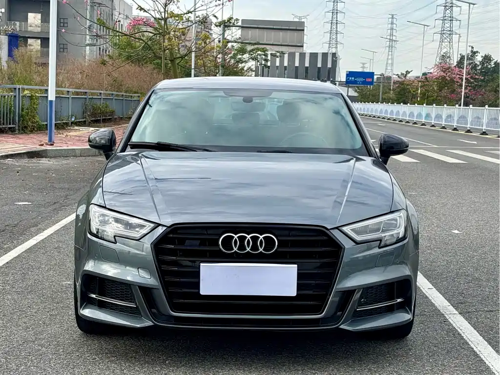 Audi A3 — фото 2