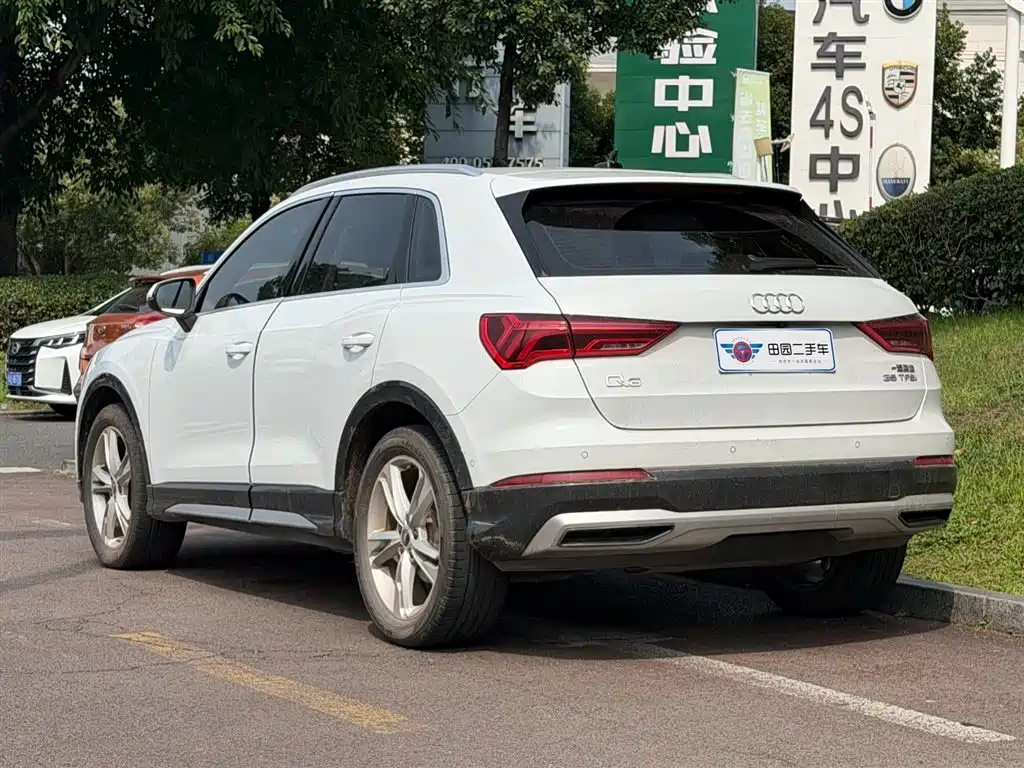 Audi Q3 — фото 4
