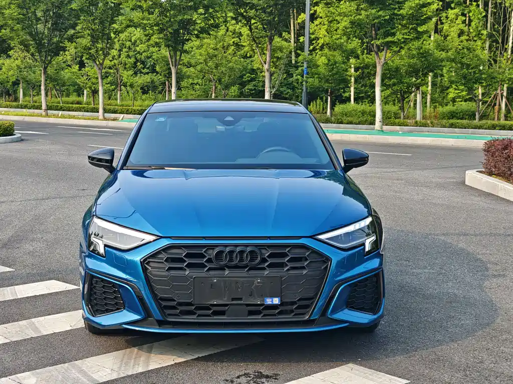 Audi A3 — фото 2