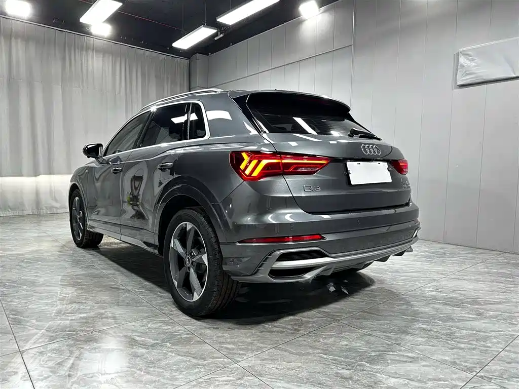 Audi Q3 — фото 4