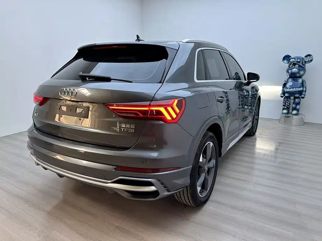 Audi Q3 — фото 4